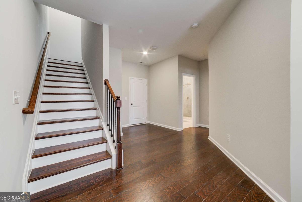 Caravelle - Residential Lease