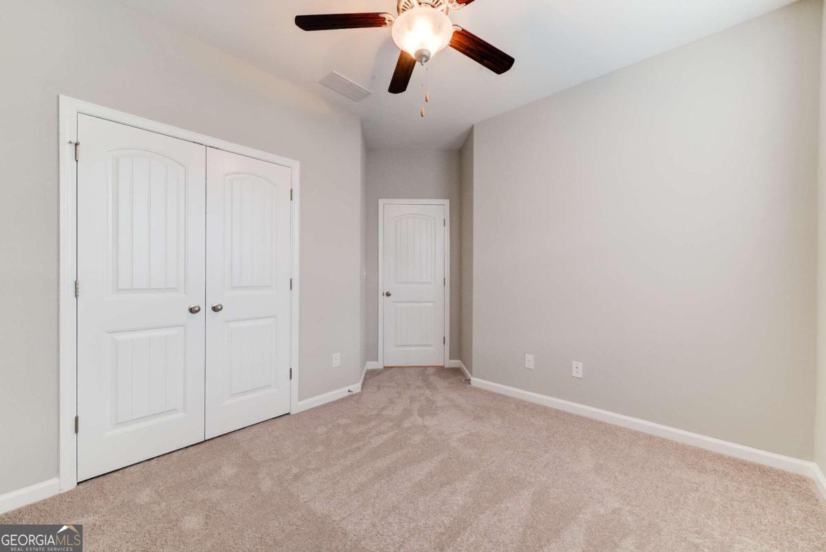 Caravelle - Residential Lease