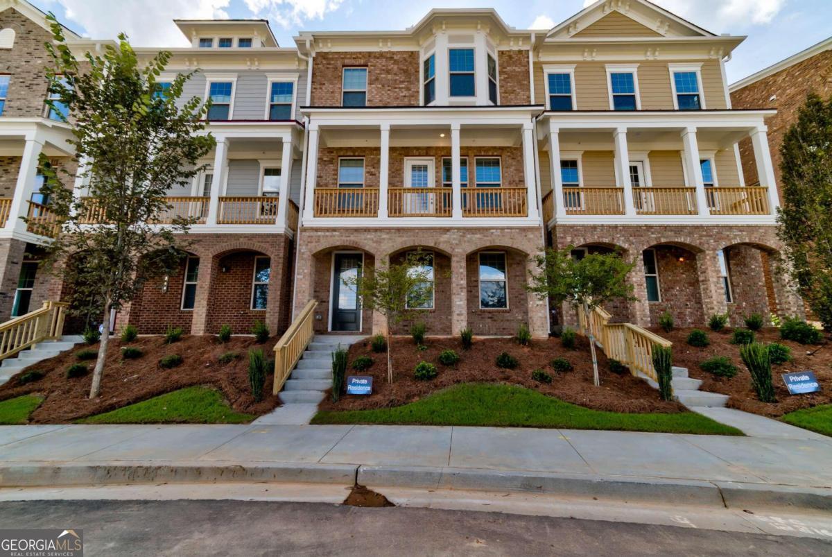 Caravelle - Residential Lease