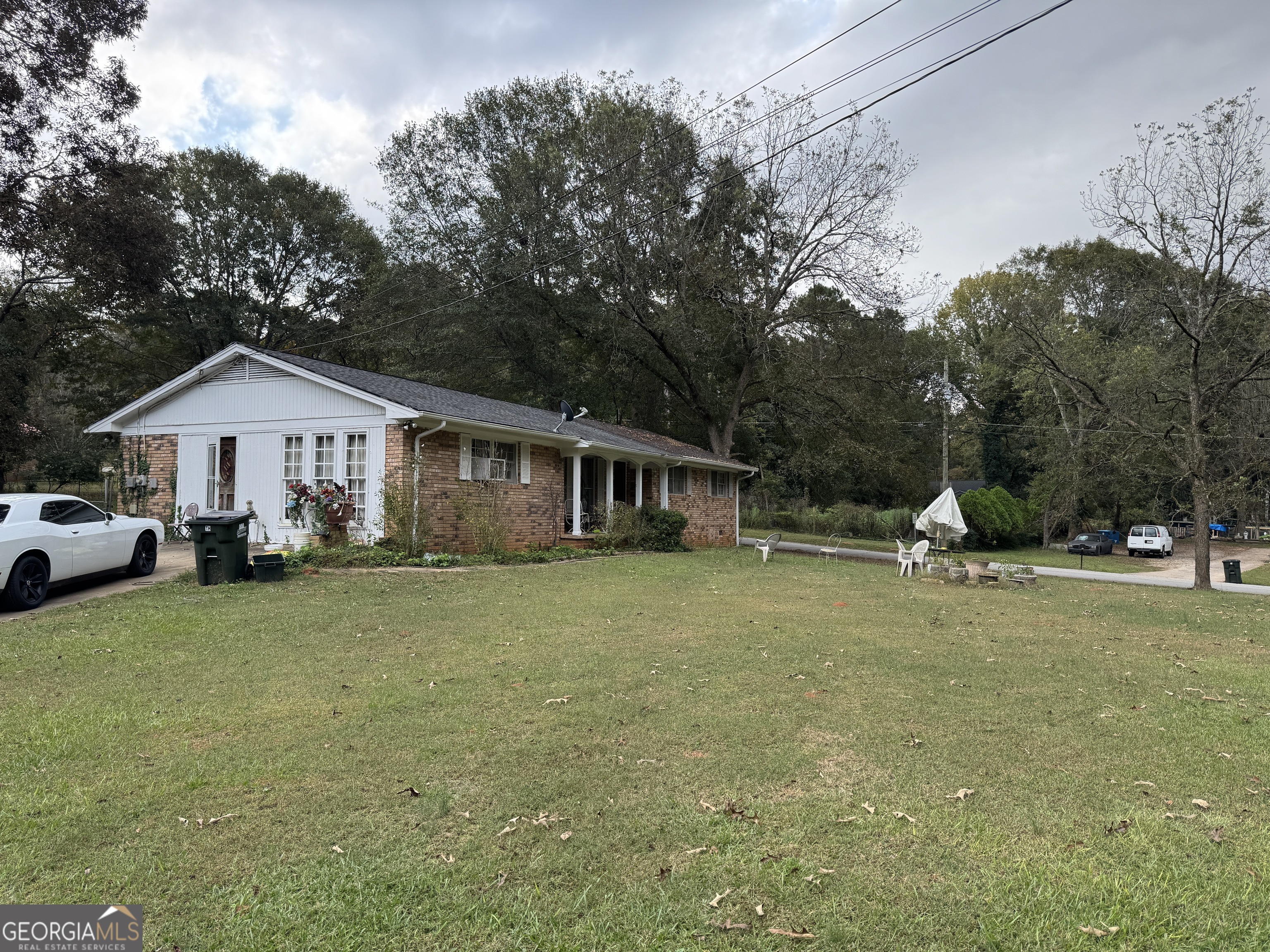 210 Edgewood DR