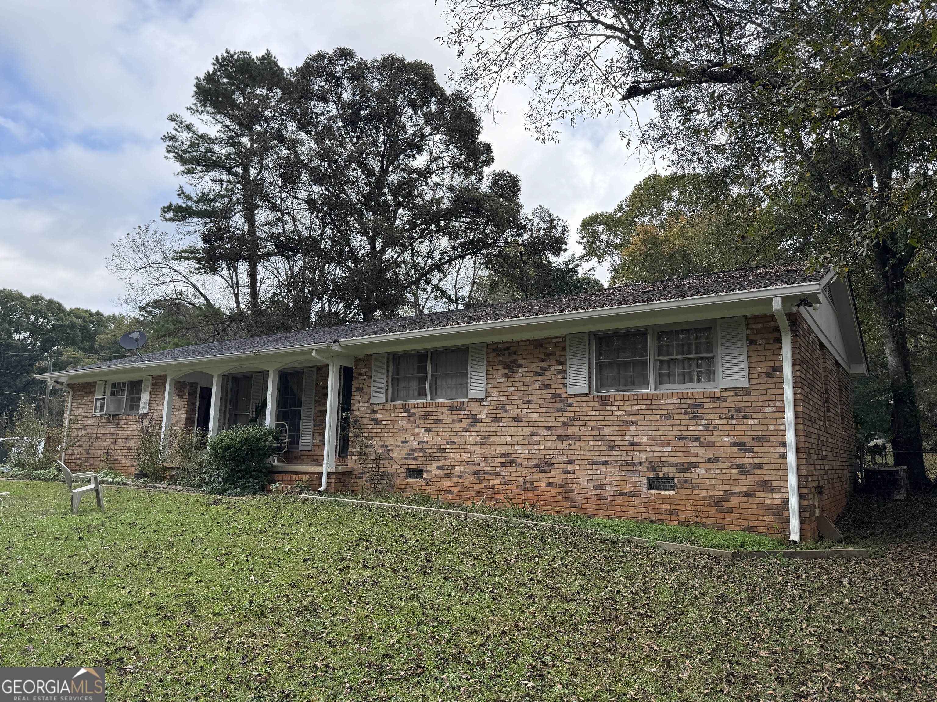 210 Edgewood DR