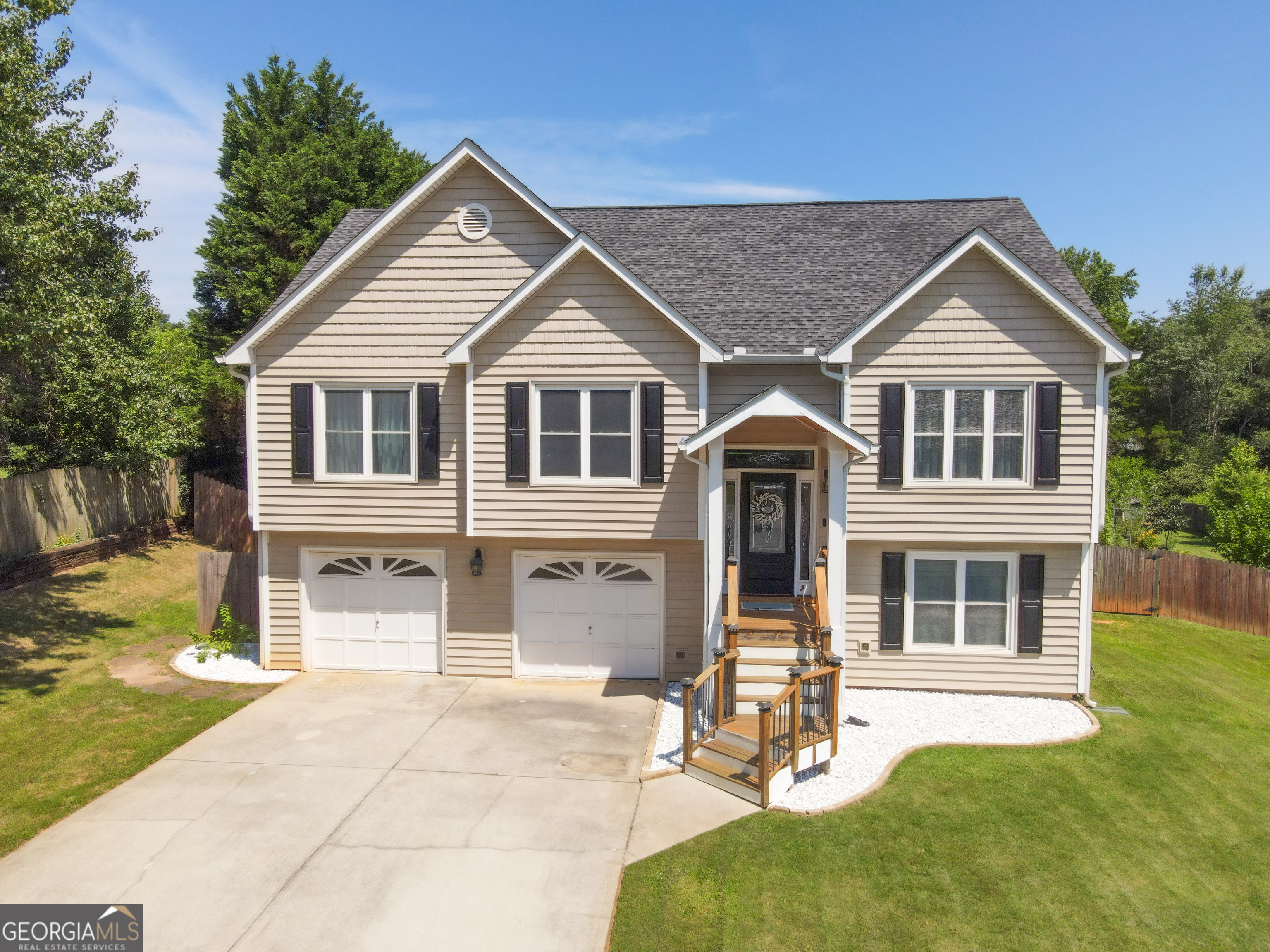 432 Nicole CT