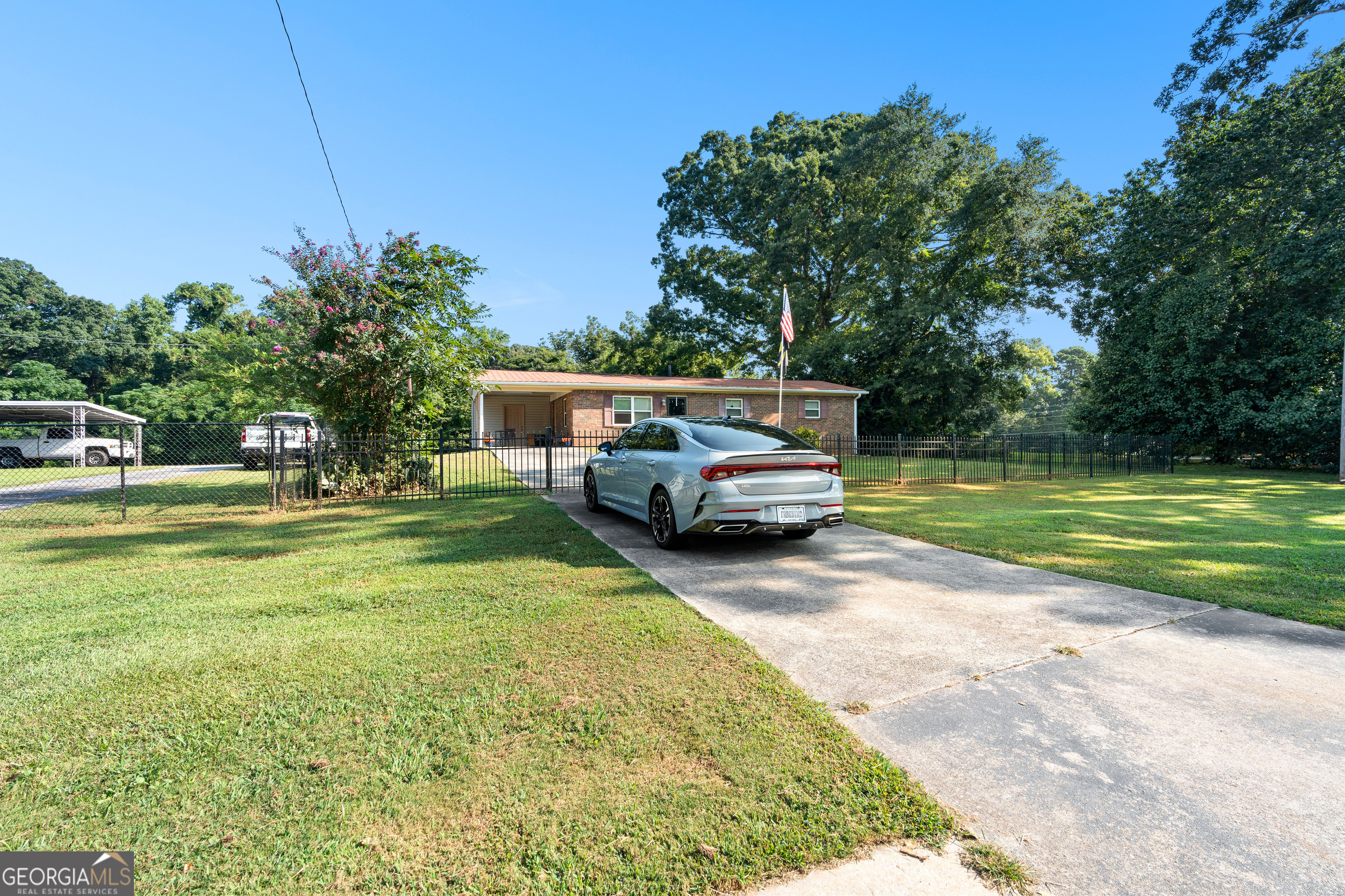 2892 Rex RD