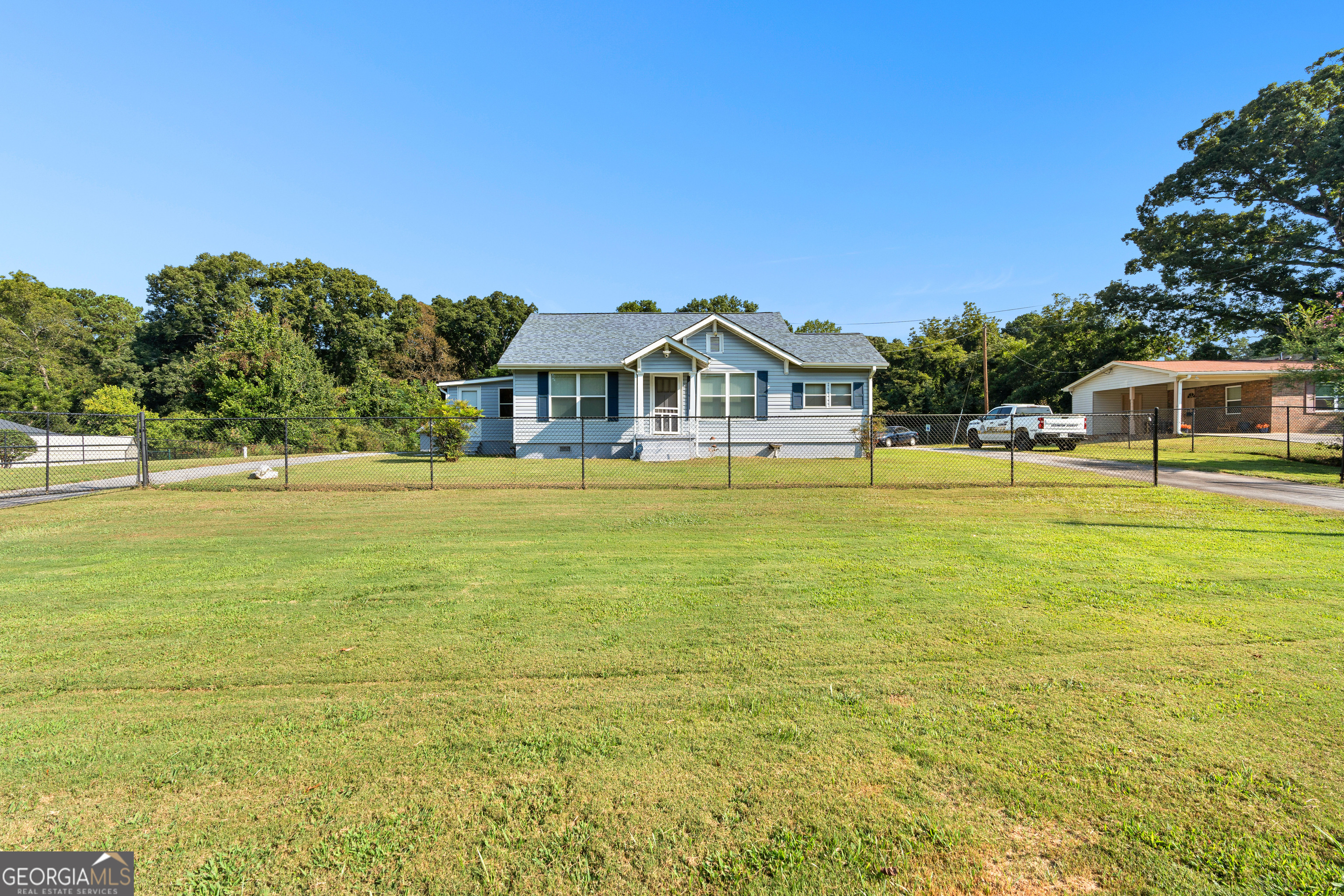 2892 Rex RD