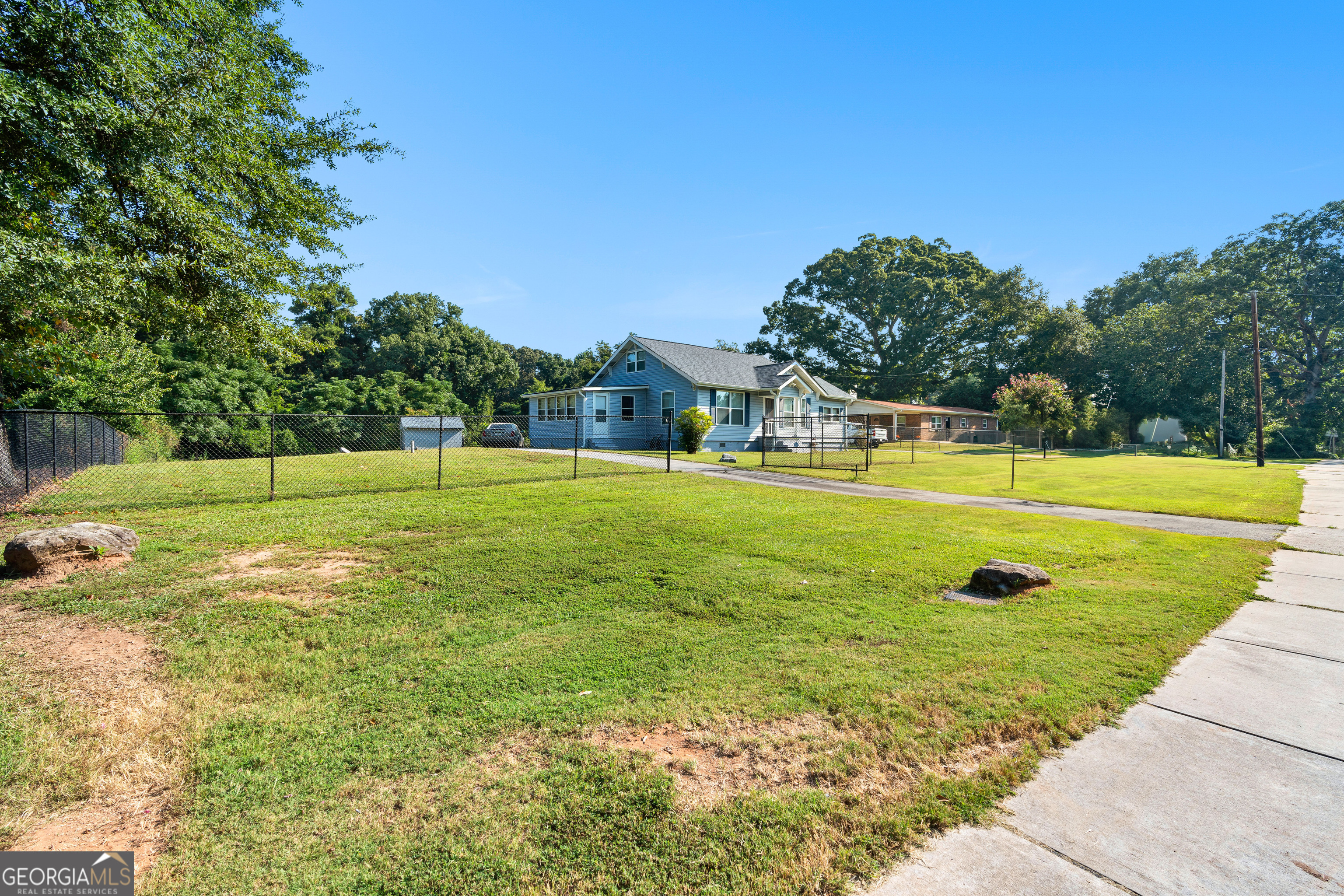 2892 Rex RD