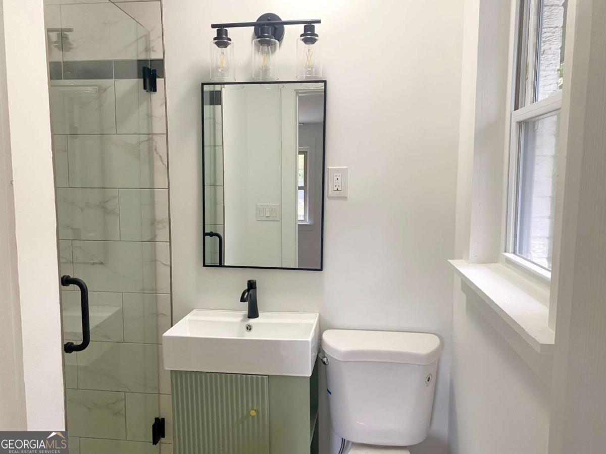 EASTMAN PARK - Residential