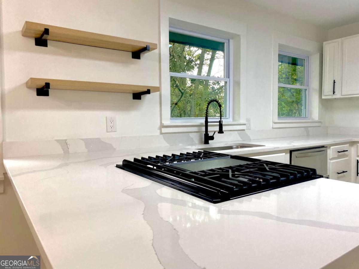 EASTMAN PARK - Residential