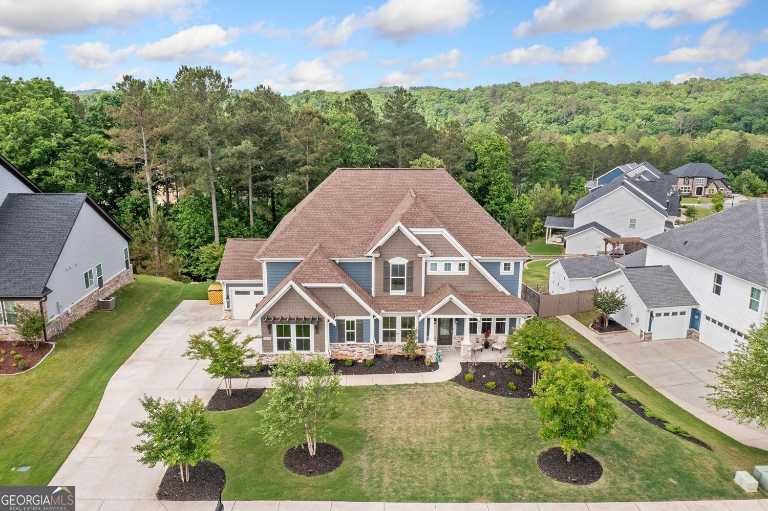 2121 Harmony DR