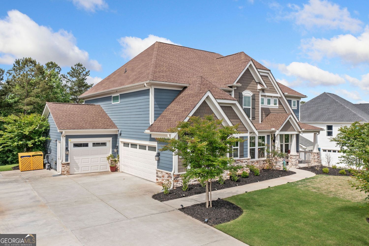 2121 Harmony DR