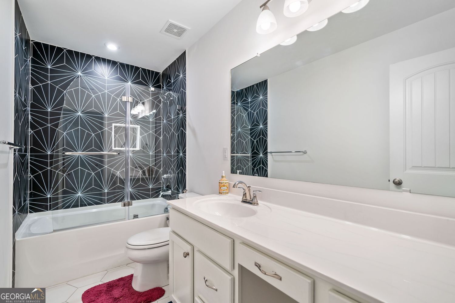 Canton, Georgia 30115, United States, 4 Bedrooms Bedrooms, ,4 BathroomsBathrooms,Residential,Active,138730