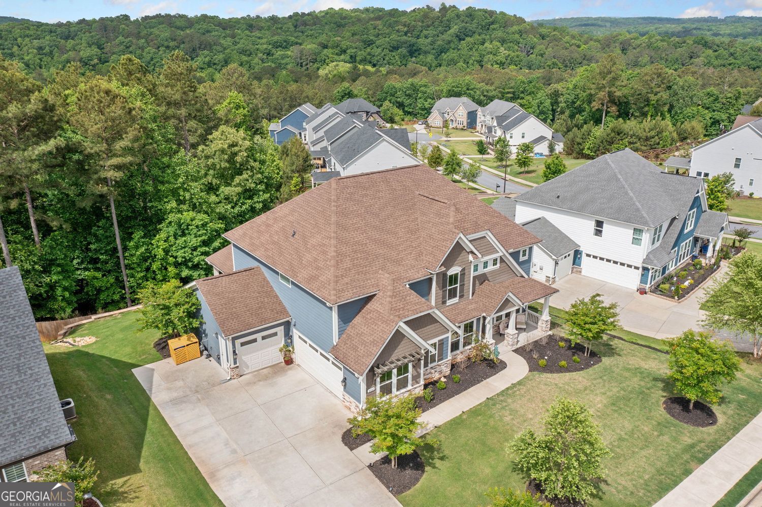 2121 Harmony DR