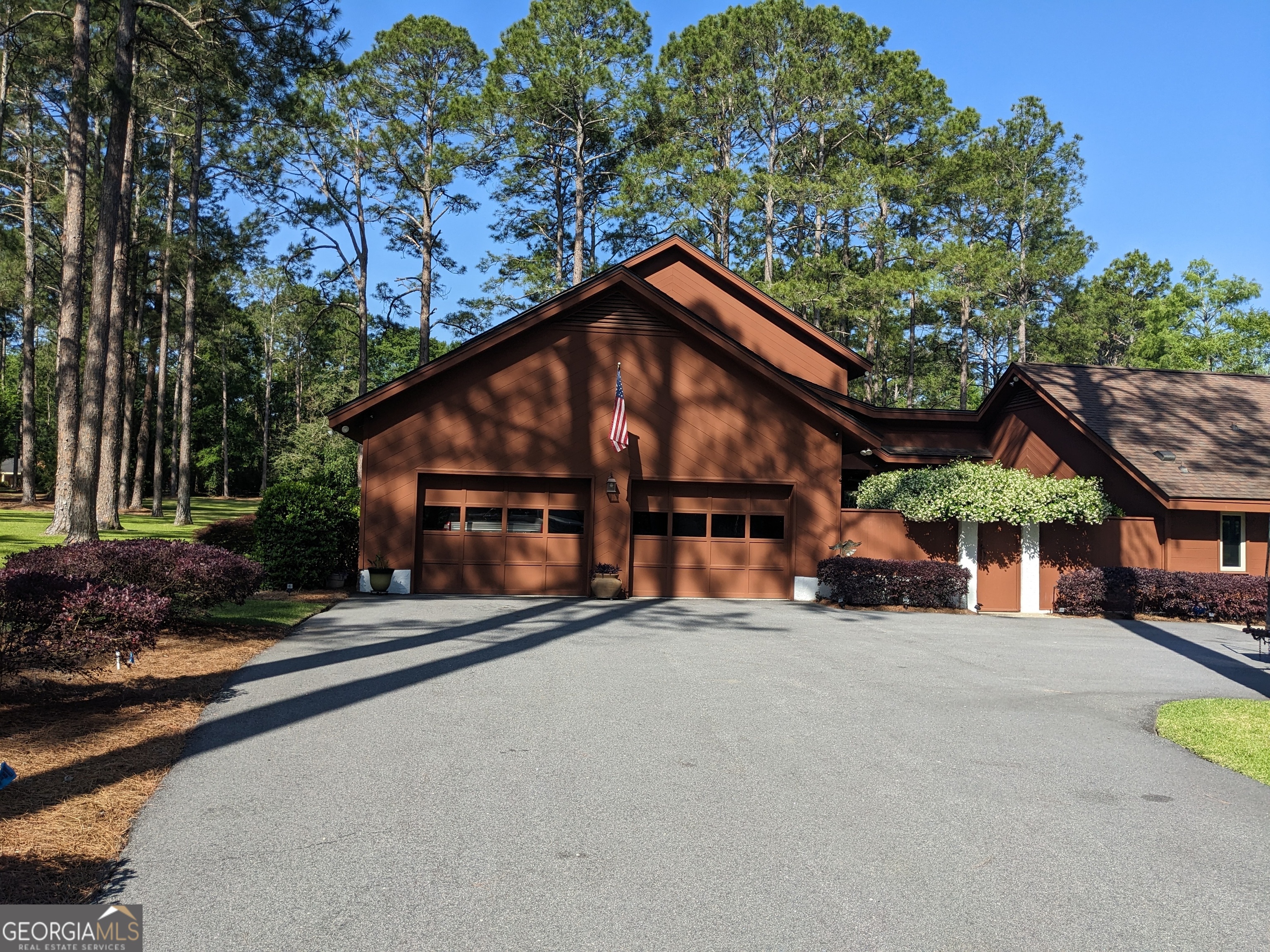 7 Whippoorwill DR
