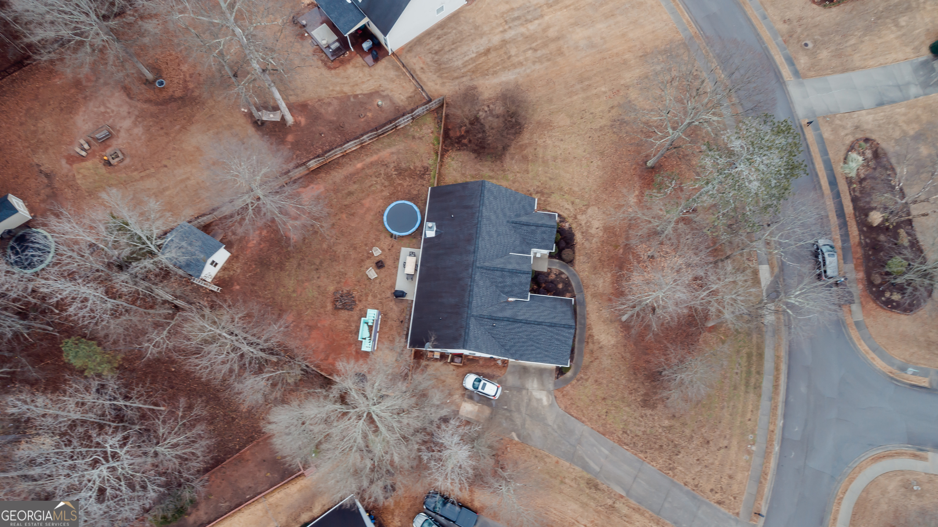 1305 Overland Park DR