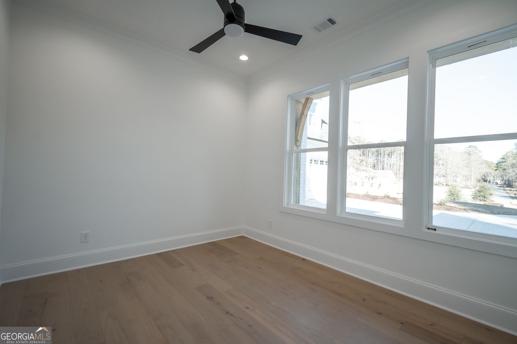 listing image 53