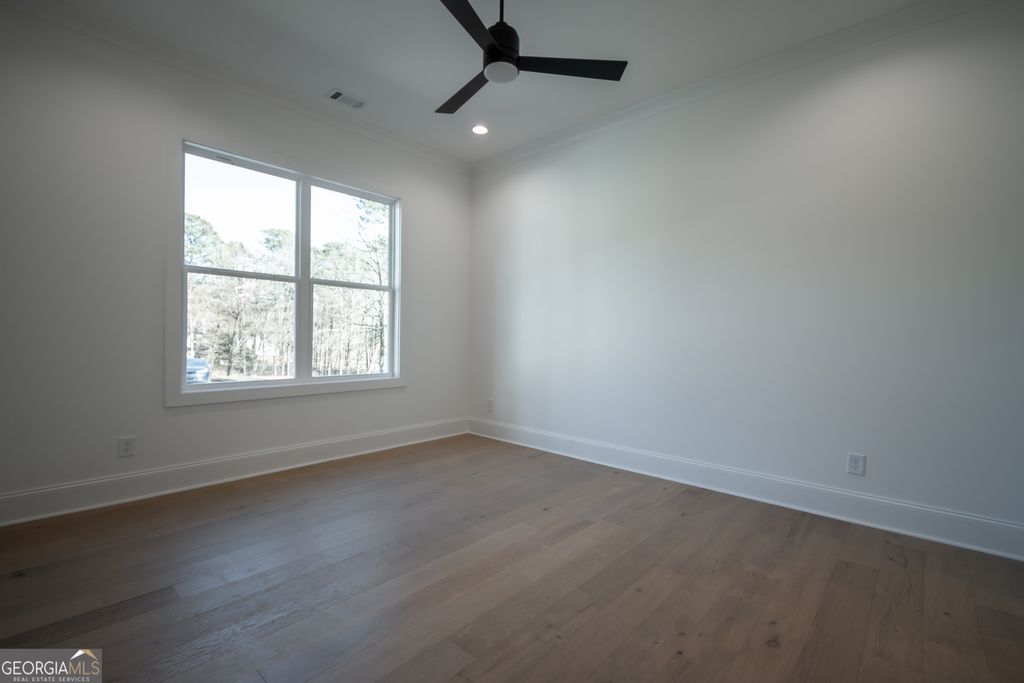 listing image 58