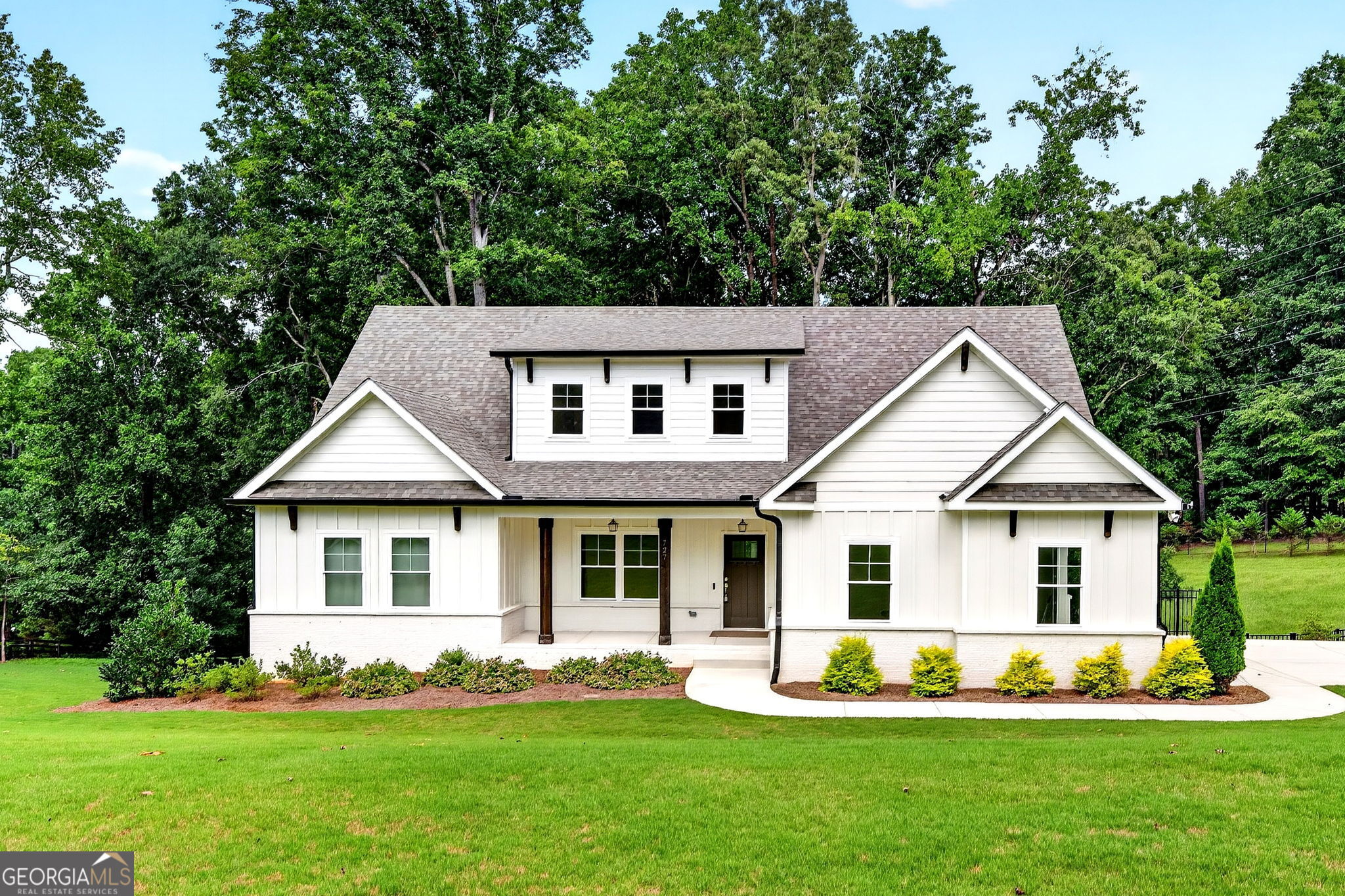 727 Old Collins RD