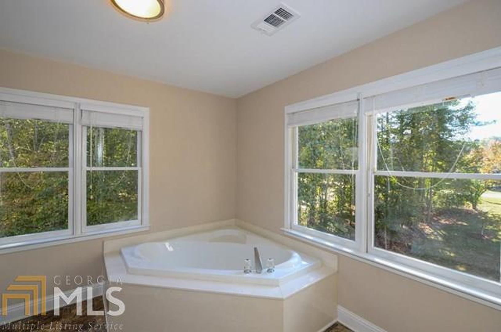 Valley Stream - Residential