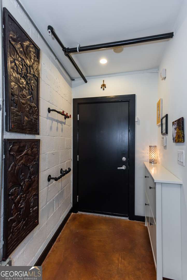 964 Dekalb AVE NE 103