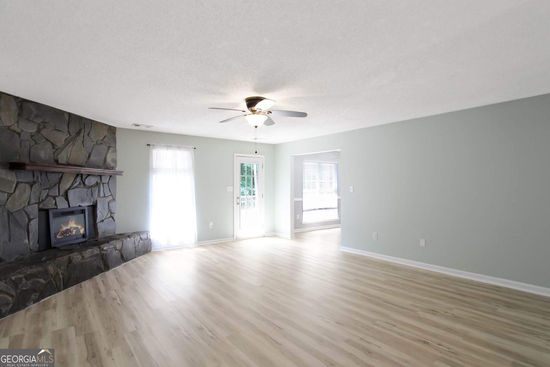 142 Margaret WAY