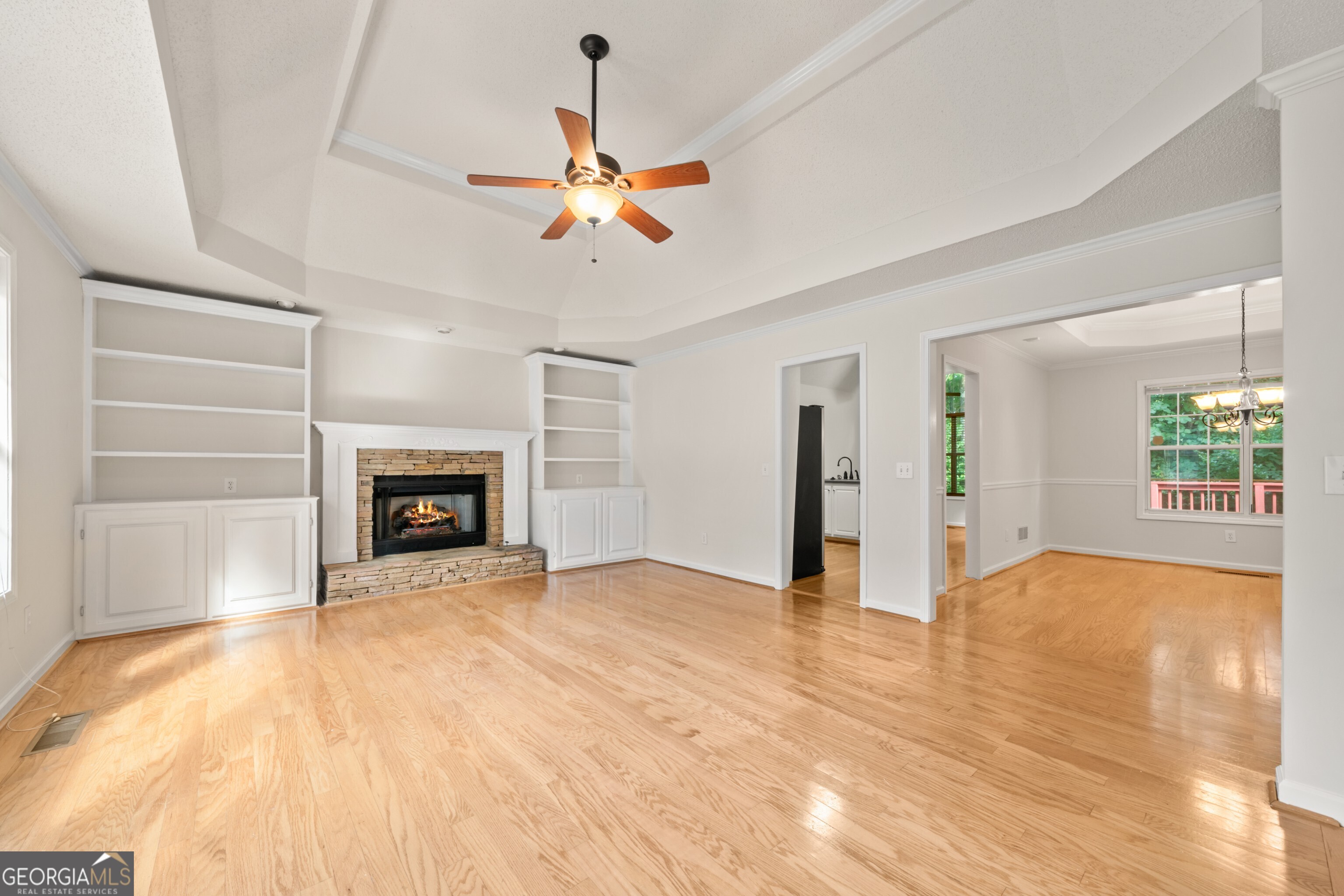 3007 Clove Tree LN