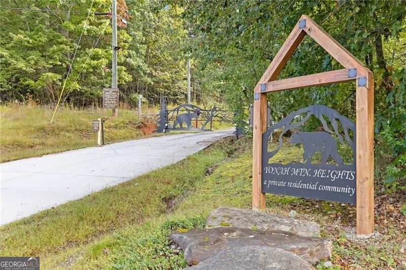 722 Yonah Mountain RD