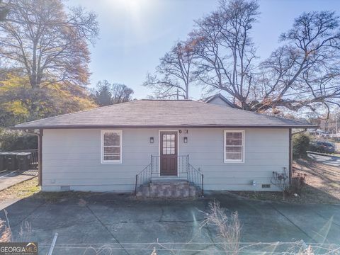 Photo of 1407 E 2nd Avenue SE, Rome, GA 30161 (MLS # 10660744)