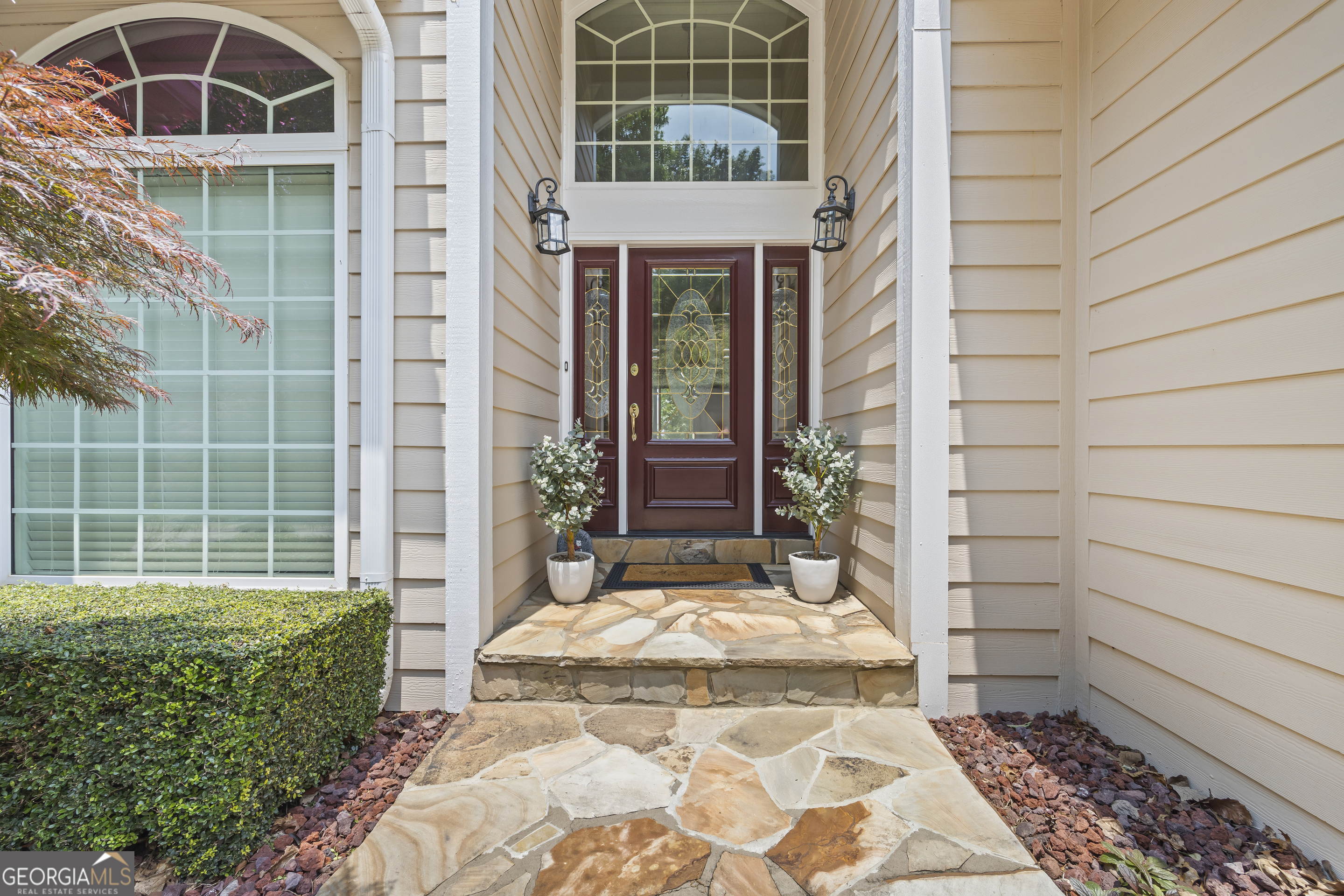 894 Oak Pointe DR