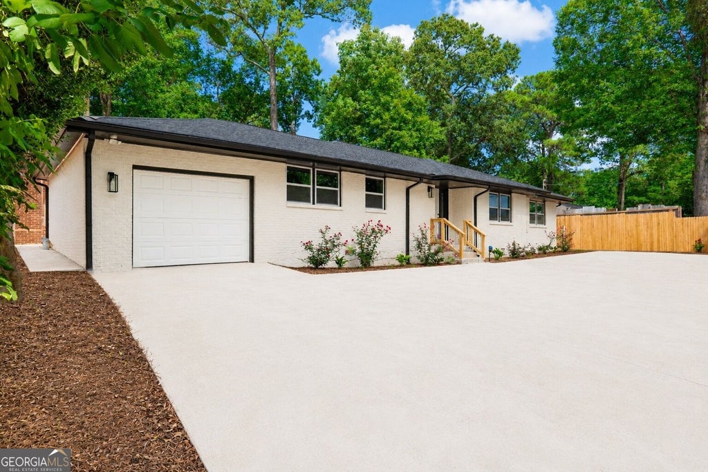 Photo of 3154 N Druid Hills Road, Decatur, GA 30033 (MLS # 10826791)