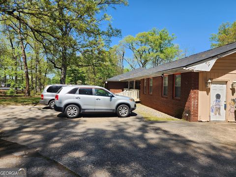 5150 Scofield RD College Park GA 30349