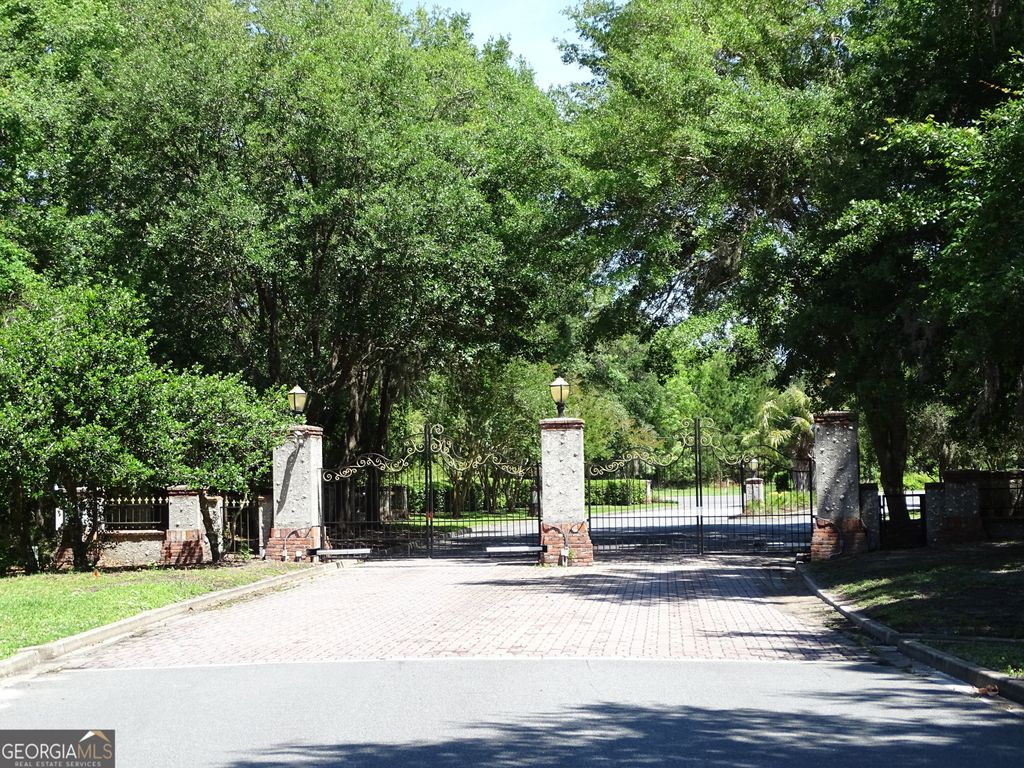Photo of 95 Misty Harbor Boulevard, Woodbine, GA 31569 (MLS # 10766064)