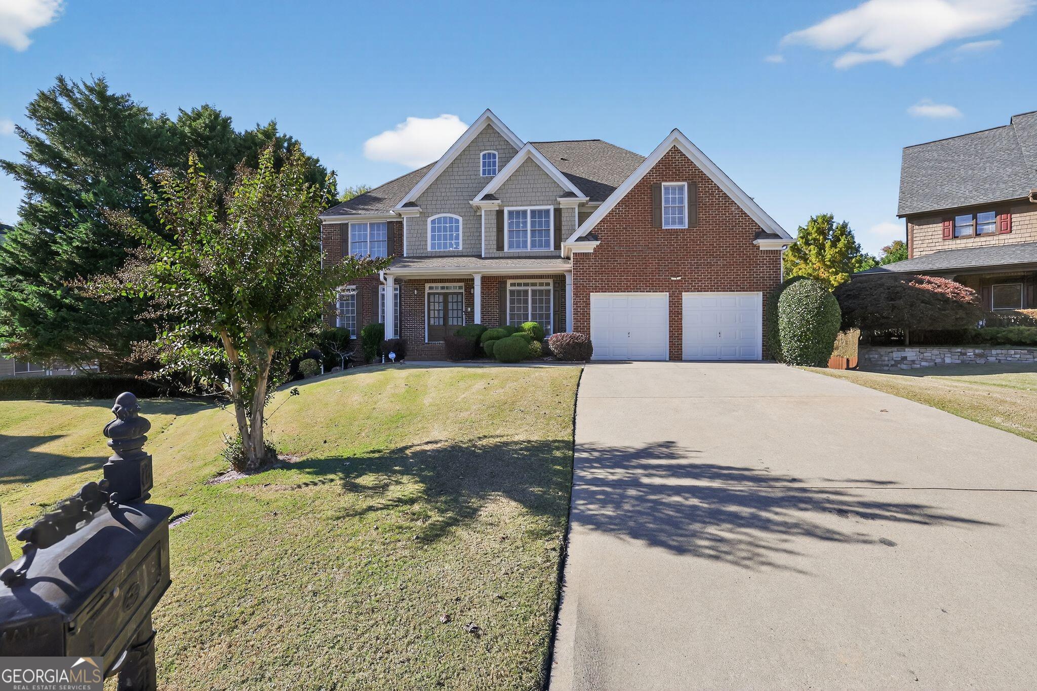 410 Fox Chase CIR