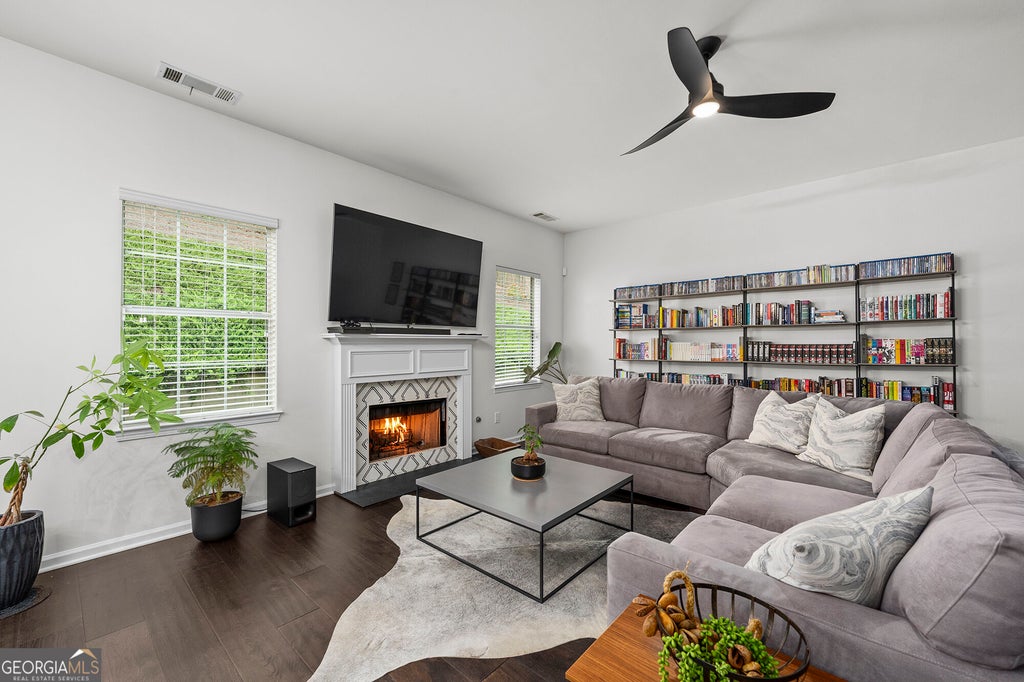 Photo of 137 Farm Valley Drive, Canton, GA 30115 (MLS # 10868128)