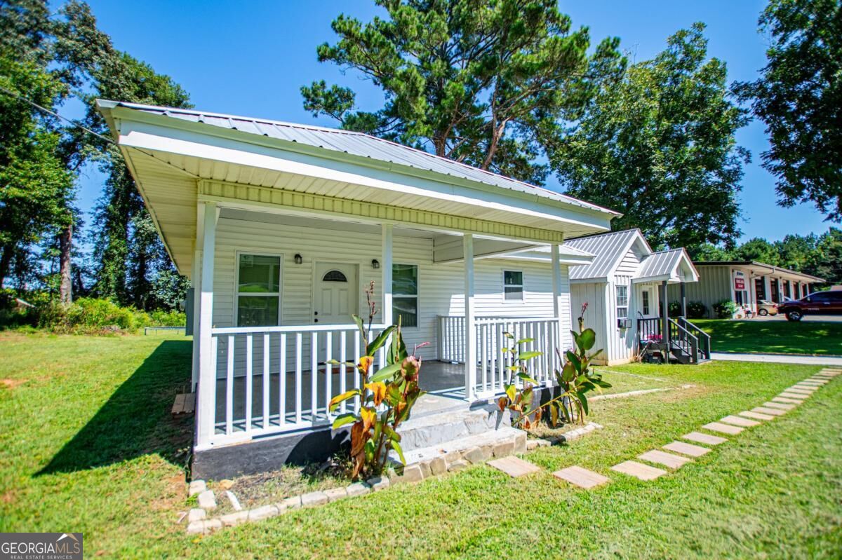 405 Old Bremen RD