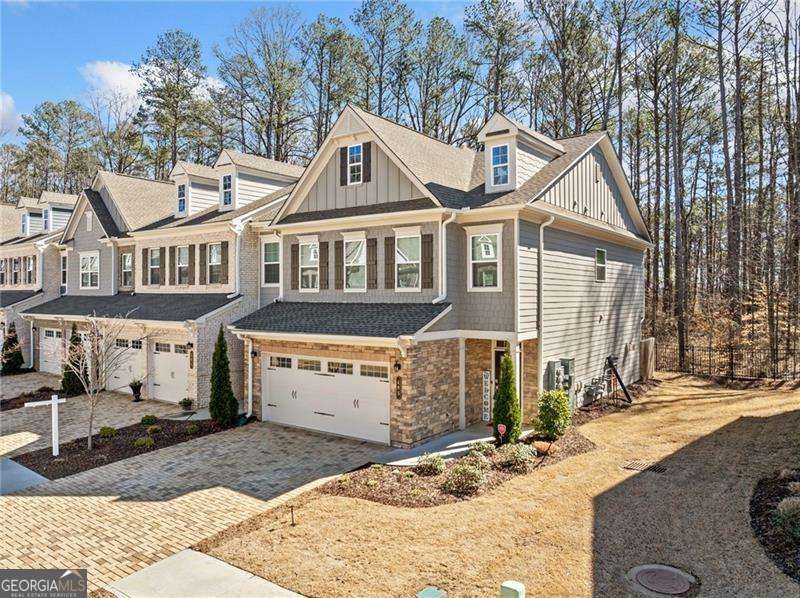 495 Duval DR