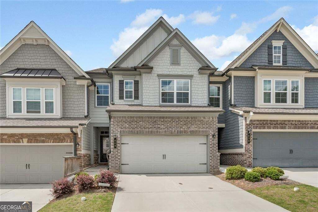 649 Isom WALK