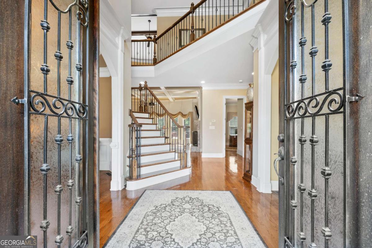 2457 Treehaven DR