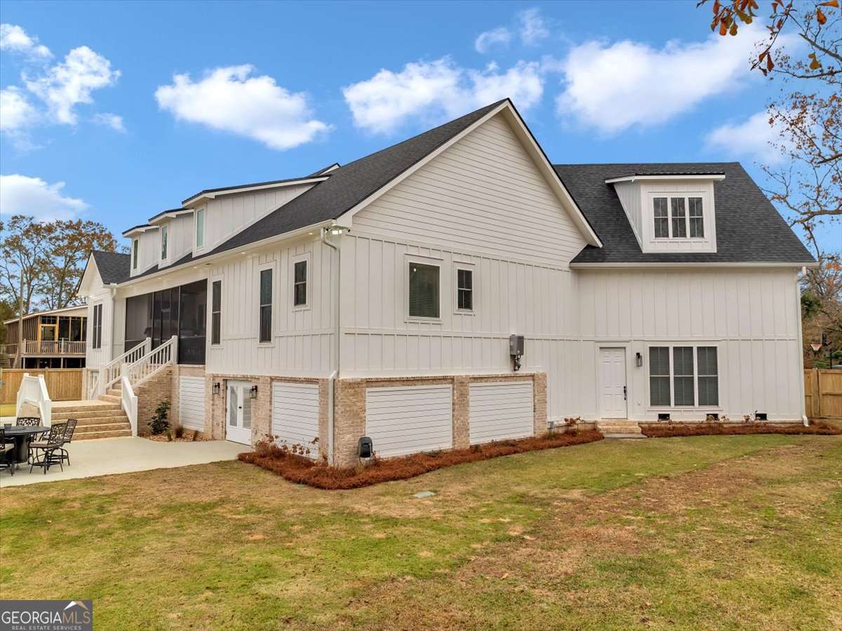 196 Mason DR