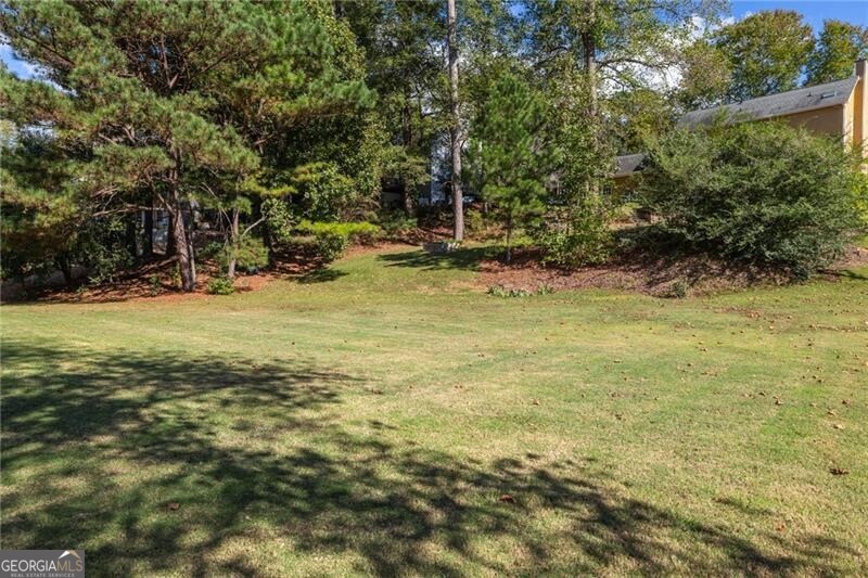 Roswell, Georgia 30075, United States, 4 Bedrooms Bedrooms, ,3 BathroomsBathrooms,Residential,Active,7381