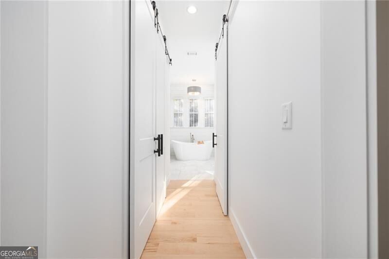 Roswell, Georgia 30075, United States, 4 Bedrooms Bedrooms, ,3 BathroomsBathrooms,Residential,Active,7381