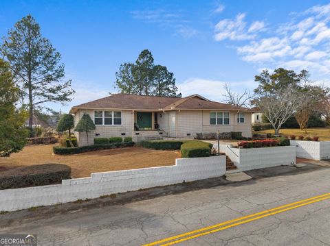 Photo of 208 Hill Street, Statesboro, GA 30458 (MLS # 10685506)