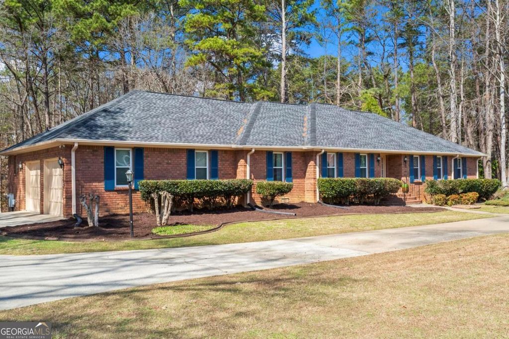 Photo of 635 Edgecombe, Stockbridge, GA 30281 (MLS # 10705581)