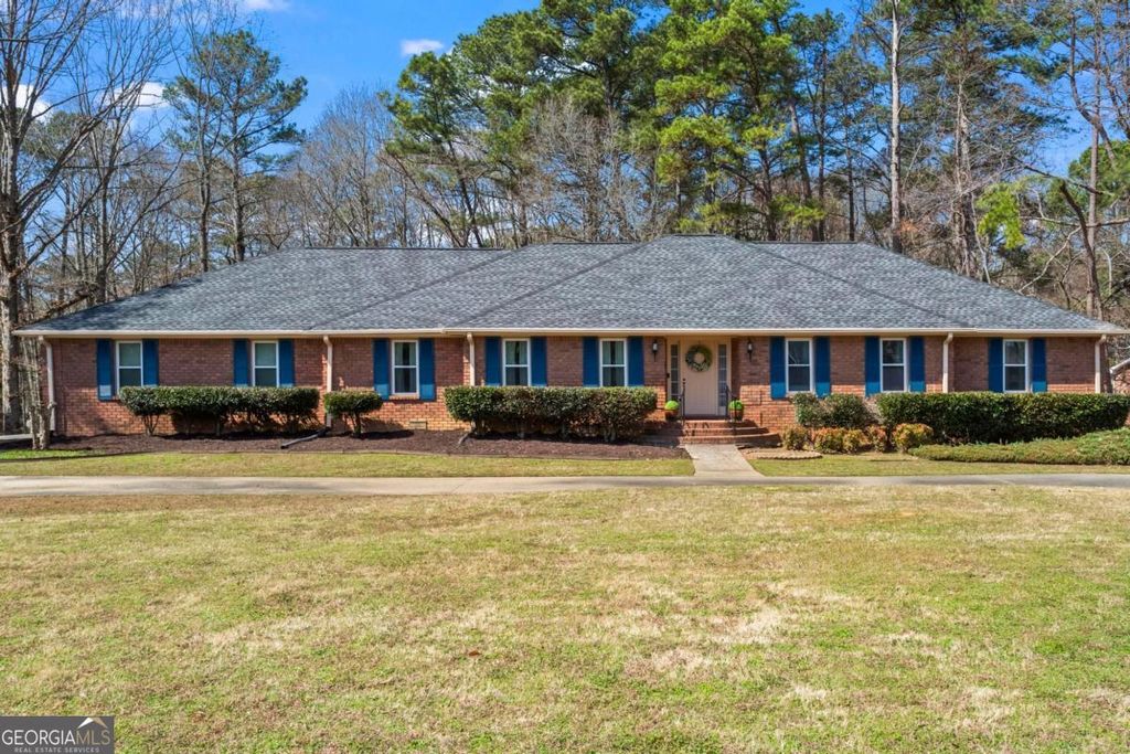 Photo of 635 Edgecombe, Stockbridge, GA 30281 (MLS # 10705581)