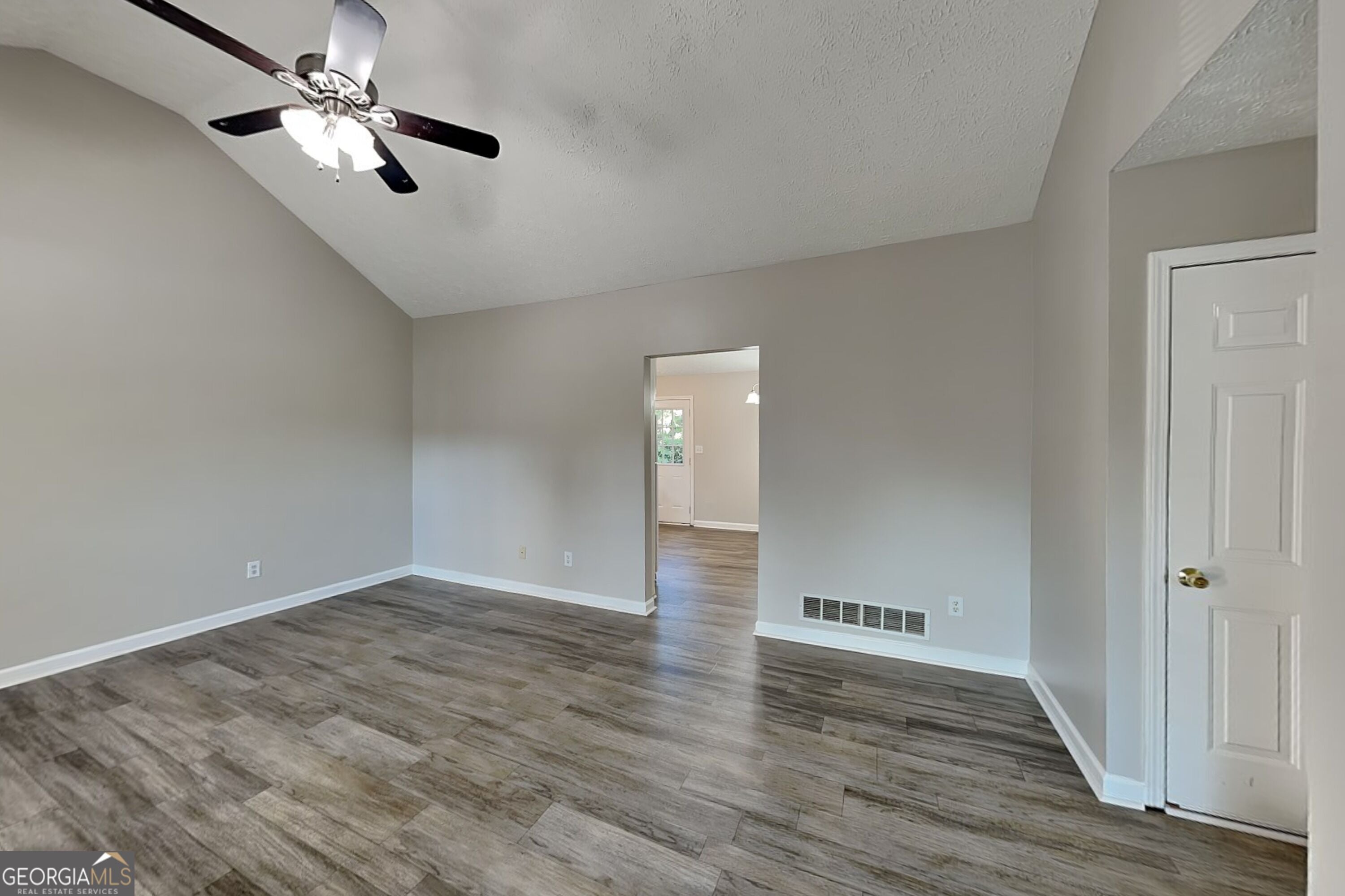 105 Copper Mine LN
