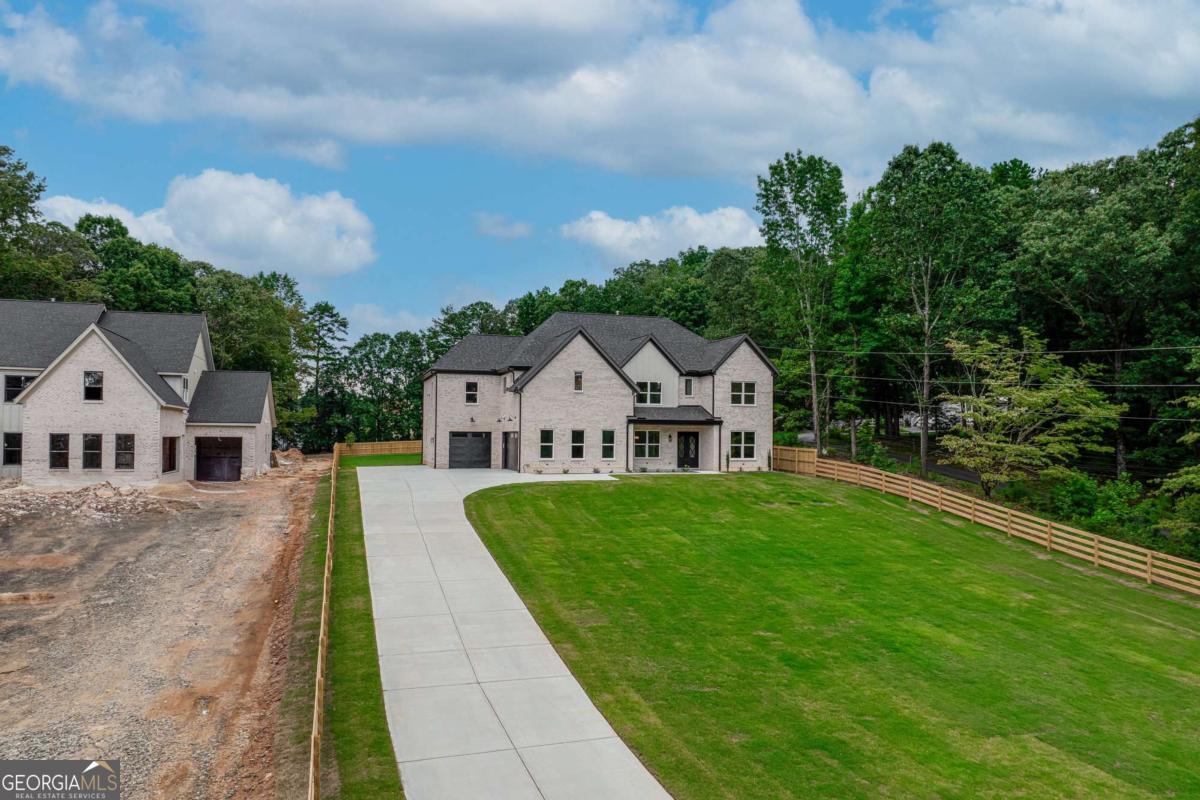 2875 Old Fountain RD