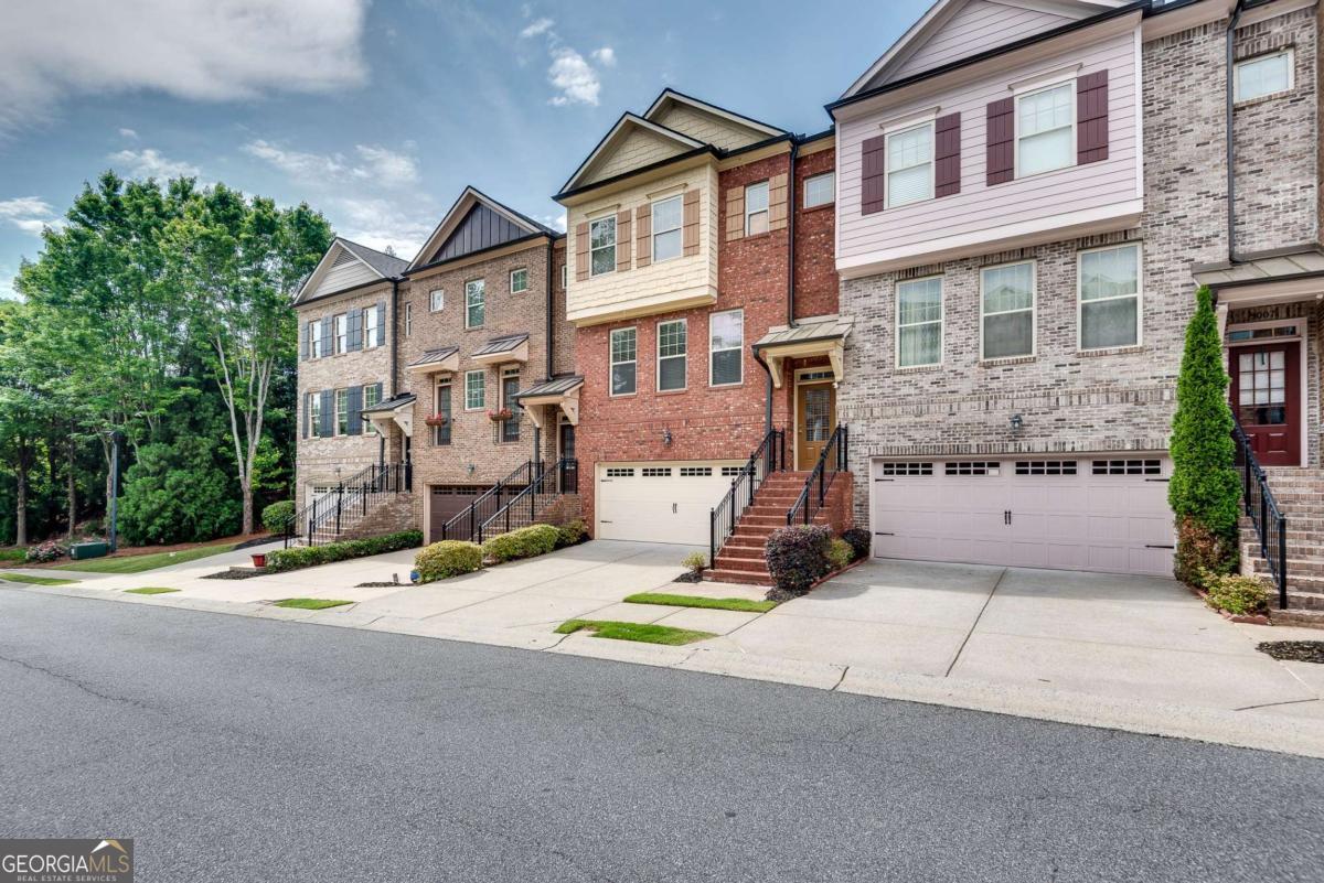 9005 Woodland TRL