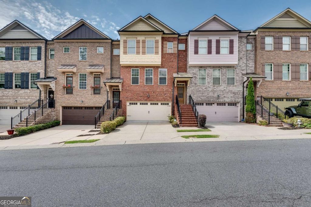 Photo of 9005 Woodland Trail, Alpharetta, GA 30009 (MLS # 10763077)