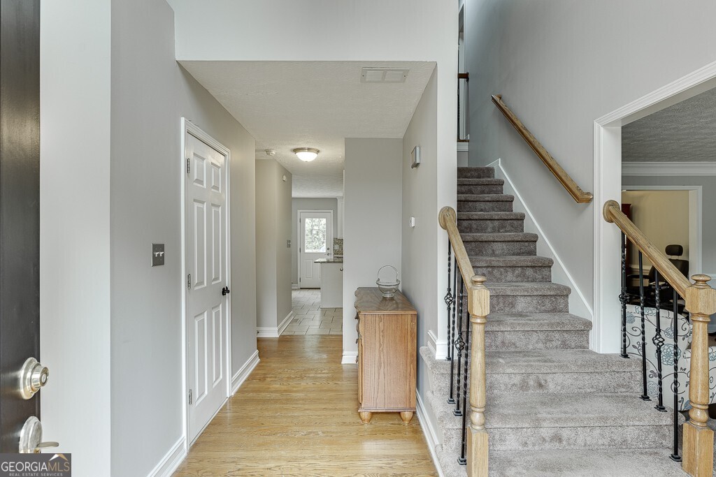 5922 Terrace Lake PT