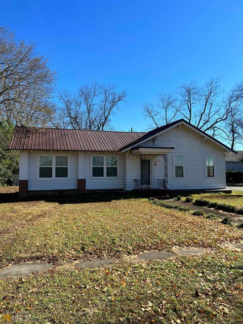 A home in Reynolds