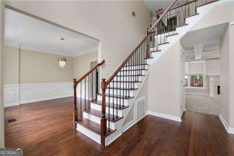 1811 Lake Cove DR SW Atlanta GA 30331