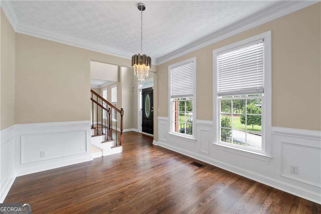 1811 Lake Cove DR SW